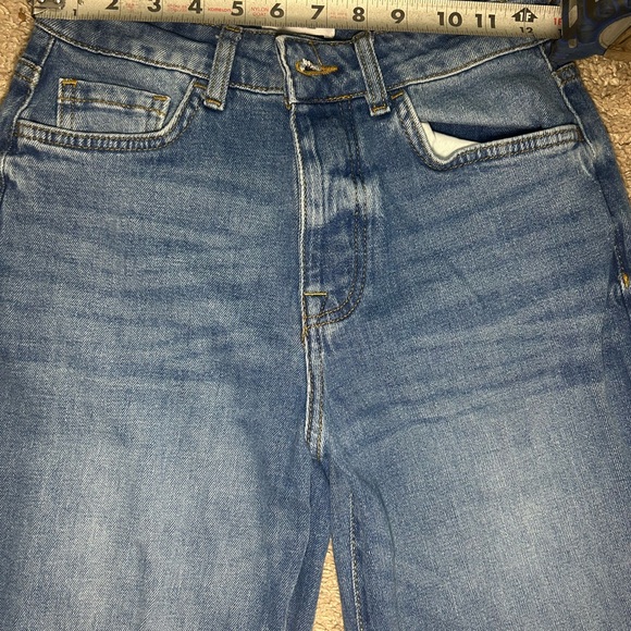 Forever 21 Blue Ripped Straight Leg Jeans - Picture 7 of 7